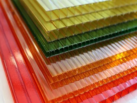 Поликарбонат для беседки: какой выбрать? 4 Polycarbonate.md Policarbonat pentru foișor: pe care să-l alegi? - Polycarbonate.md